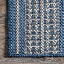 NuLOOM Ranya Tribal Indoor/Outdoor Area Rug