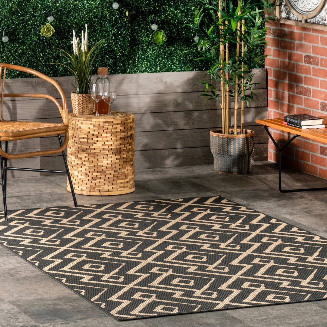 NuLOOM Sammi Geometric Trellis Indoor/Outdoor Area Rug 2 NuLOOM Sammi Geometric Trellis Indoor/Outdoor Area Rug
