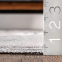 NuLOOM Kyleigh Machine Washable Southwestern Area Rug