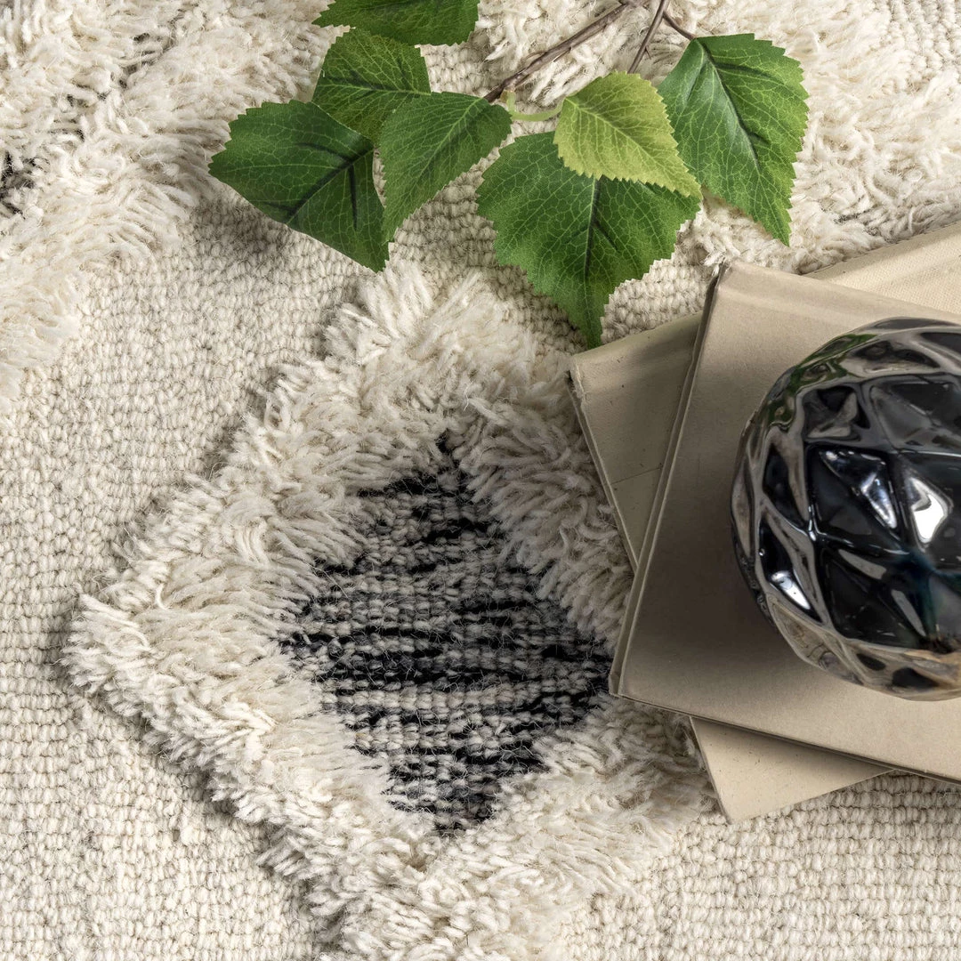 NuLOOM New Arrivals Lachelle Moroccan Diamond Wool Area Rug 6 NuLOOM New Arrivals Lachelle Moroccan Diamond Wool Area Rug