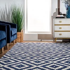 NuLOOM Hand Tufted Kellee Area Rug