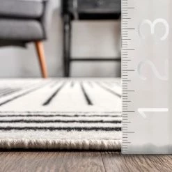 NuLOOM Blaire Contemporary Solar Eclipse Area Rug