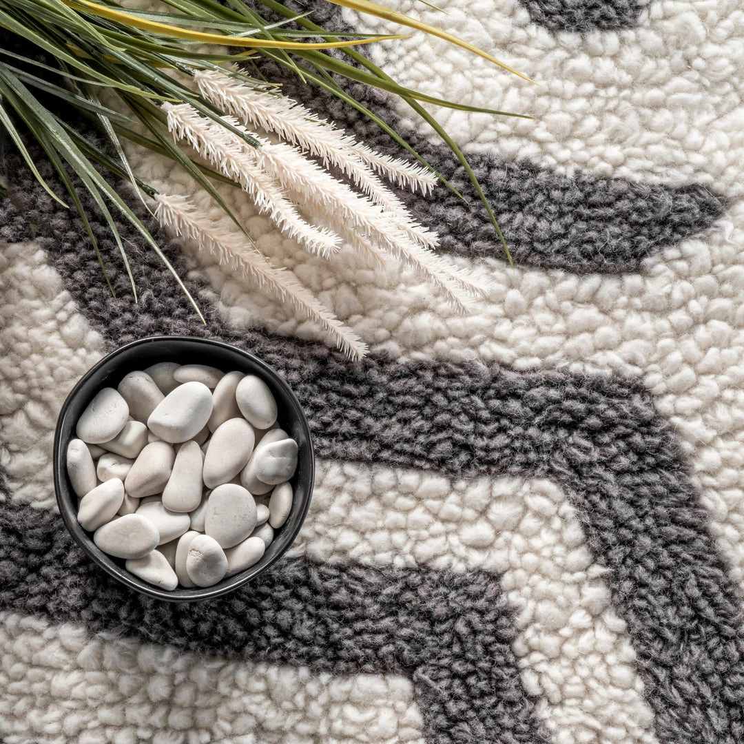 NuLOOM Fading Chevron Wool Washable Area Rug New Arrivals 6 NuLOOM Fading Chevron Wool Washable Area Rug New Arrivals