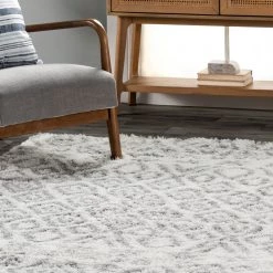 NuLOOM Herzog Moroccan Diamond Shag Area Rug Living Room