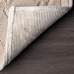 NuLOOM Sheridan Textured Diamond Trellis Bath Mat