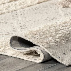 NuLOOM Christina Tassel Rug