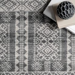 NuLOOM New Arrivals Mabe Geometric Aztec Area Rug