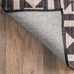 NuLOOM Leighton Machine Washable Southwestern Medallion Area Rug