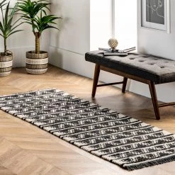 NuLOOM Bella Wavy Soft Shag Fringe Area Rug