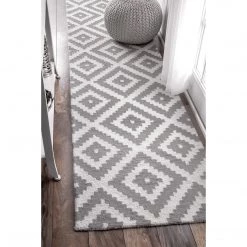 NuLOOM Hand Tufted Kellee Area Rug