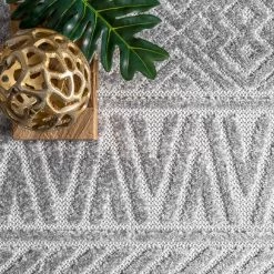 NuLOOM New Arrivals Kamryn Textured Tribal Indoor/Outdoor Area Rug