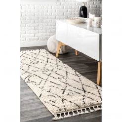 NuLOOM Nieves Moroccan Diamond Tassel Area Rug 25 NuLOOM Nieves Moroccan Diamond Tassel Area Rug