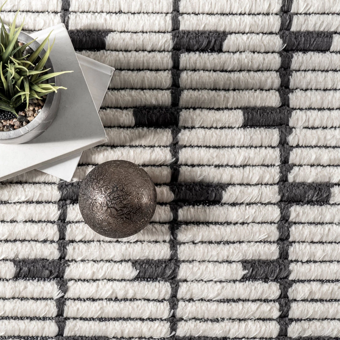 NuLOOM New Arrivals Hayes Vine Fringed Area Rug 6 NuLOOM New Arrivals Hayes Vine Fringed Area Rug