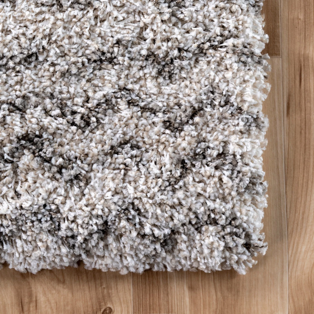 NuLOOM New Arrivals Cuellar Chevron Shaggy Area Rug 5 NuLOOM New Arrivals Cuellar Chevron Shaggy Area Rug