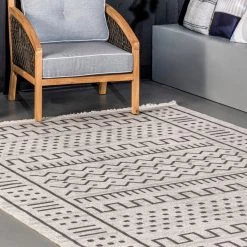NuLOOM Outdoor Tribal Cora Area Rug New Arrivals