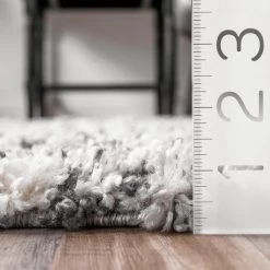 NuLOOM Yani Soft & Cozy Diamond Shag Tassel Area Rug