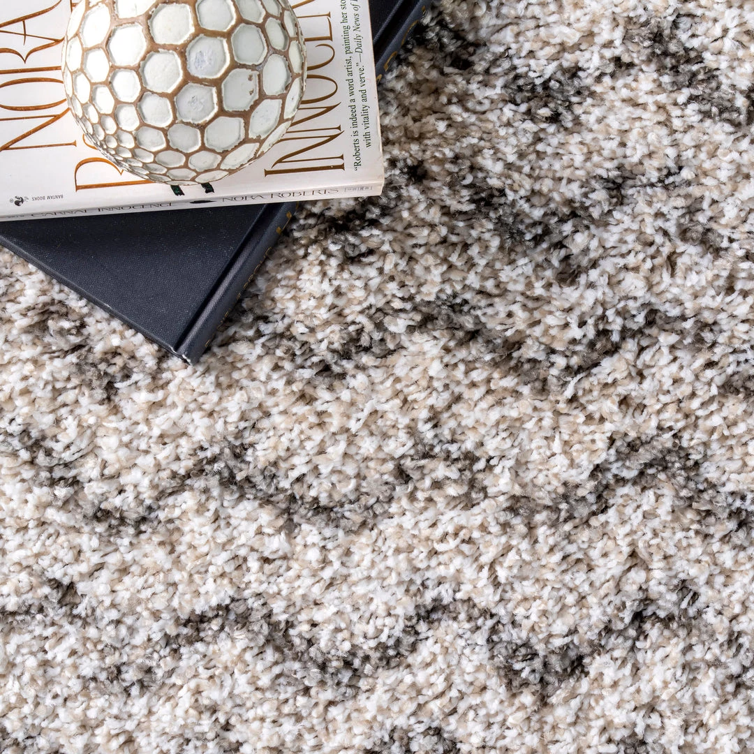 NuLOOM New Arrivals Cuellar Chevron Shaggy Area Rug 6 NuLOOM New Arrivals Cuellar Chevron Shaggy Area Rug