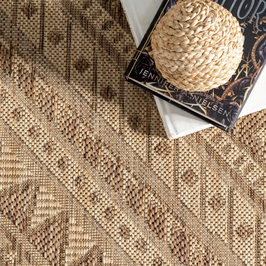 NuLOOM Landry Aztec Indoor/Outdoor Area Rug New Arrivals 16 NuLOOM Landry Aztec Indoor/Outdoor Area Rug New Arrivals