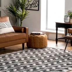 NuLOOM Bella Wavy Soft Shag Fringe Area Rug