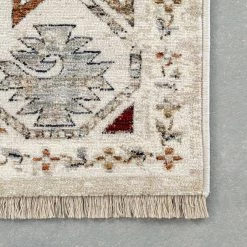 NuLOOM Astrid Traditional Motif Fringe Area Rug New Arrivals
