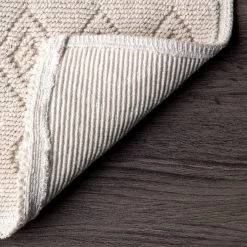 NuLOOM New Arrivals Ethan Textured Trellis Bath Mat