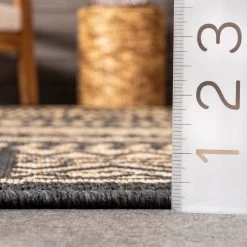 NuLOOM Abbey Tribal Striped Indoor/Outdoor Area Rug