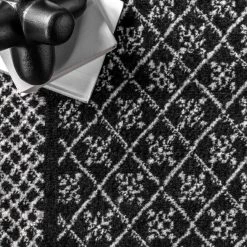 NuLOOM Arabella Contemporary Bordered 35 NuLOOM Arabella Contemporary Bordered