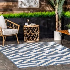 NuLOOM Shane Celtic Trellis Indoor/Outdoor Area Rug 55 NuLOOM Shane Celtic Trellis Indoor/Outdoor Area Rug