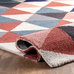 NuLOOM Bianca Triangles Area Rug Bedroom
