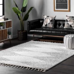 NuLOOM Best Sellers Bria Moroccan Diamond Tassel Area Rug