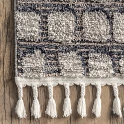 NuLOOM Lea Textured Maze Tassel Area Rug New Arrivals