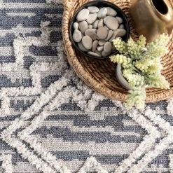 NuLOOM Diamond Opal Area Rug