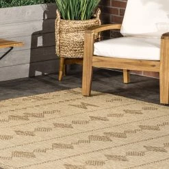 NuLOOM New Arrivals Alexandra Aztec Indoor/Outdoor Area Rug
