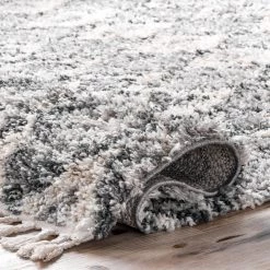 NuLOOM Yani Soft & Cozy Diamond Shag Tassel Area Rug
