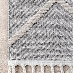 NuLOOM Diamond Deyton Area Rug New Arrivals