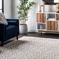 NuLOOM Lee Handmade Rosette Wool Area Rug