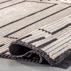 NuLOOM Lucia Scrolling Panels Fringed Area Rug