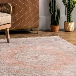 NuLOOM Gypsy Vintage Medallion Tassel Area Rug