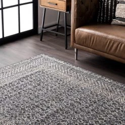 NuLOOM Elodie Distressed Diamonds Area Rug