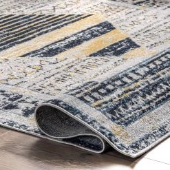 NuLOOM Sarai Machine Washable Distressed Diamond Area Rug