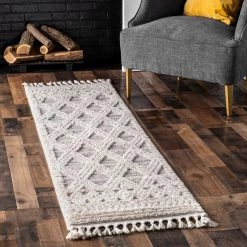 NuLOOM Ansley Shaggy Lattice Tassel Area Rug