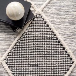 NuLOOM Becca Diamond Trellis Tassel Wool Area Rug 14 NuLOOM Becca Diamond Trellis Tassel Wool Area Rug