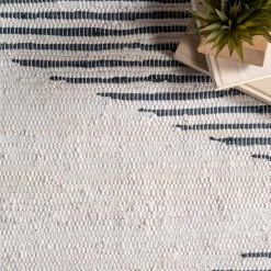 NuLOOM New Arrivals Collins Lined Diamonds Area Rug