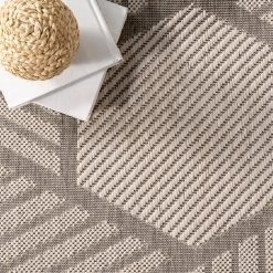 NuLOOM New Arrivals Milania Geometric Lattice Indoor/Outdoor Area Rug