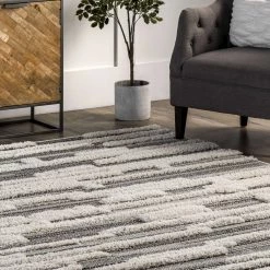 NuLOOM Kaira High Low Textured Shaggy Striped Area Rug