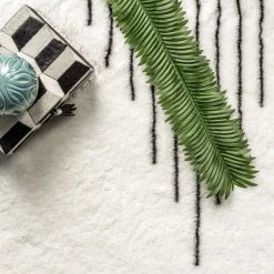 NuLOOM New Arrivals Diamond Pinstriped Washable Shag Area Rug