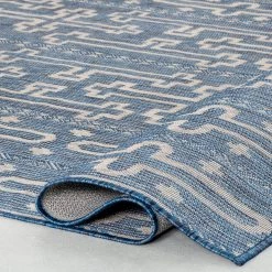 NuLOOM New Arrivals Brandy Transitional Celtic Indoor/Outdoor Area Rug
