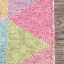 NuLOOM Bianca Triangles Area Rug Bedroom