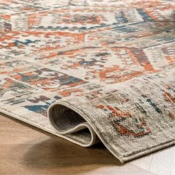 NuLOOM Niamh Distressed Ethnic Motif Area Rug