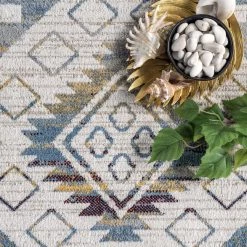 NuLOOM New Arrivals Kajal Machine Washable Southwestern Geometric Area Rug